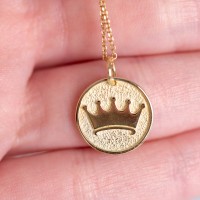 DC-008-1 Personalized-Queen-Necklace